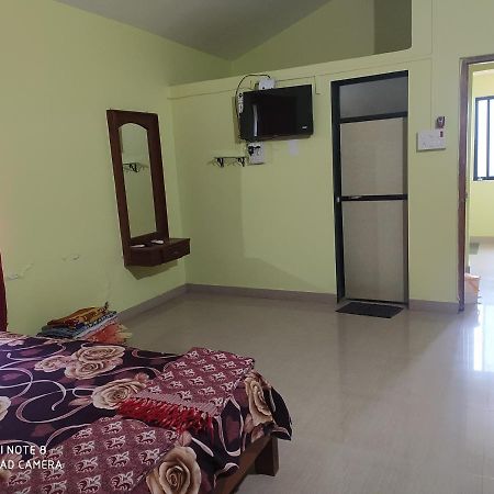 Swarajya Villa ناجاون المظهر الخارجي الصورة